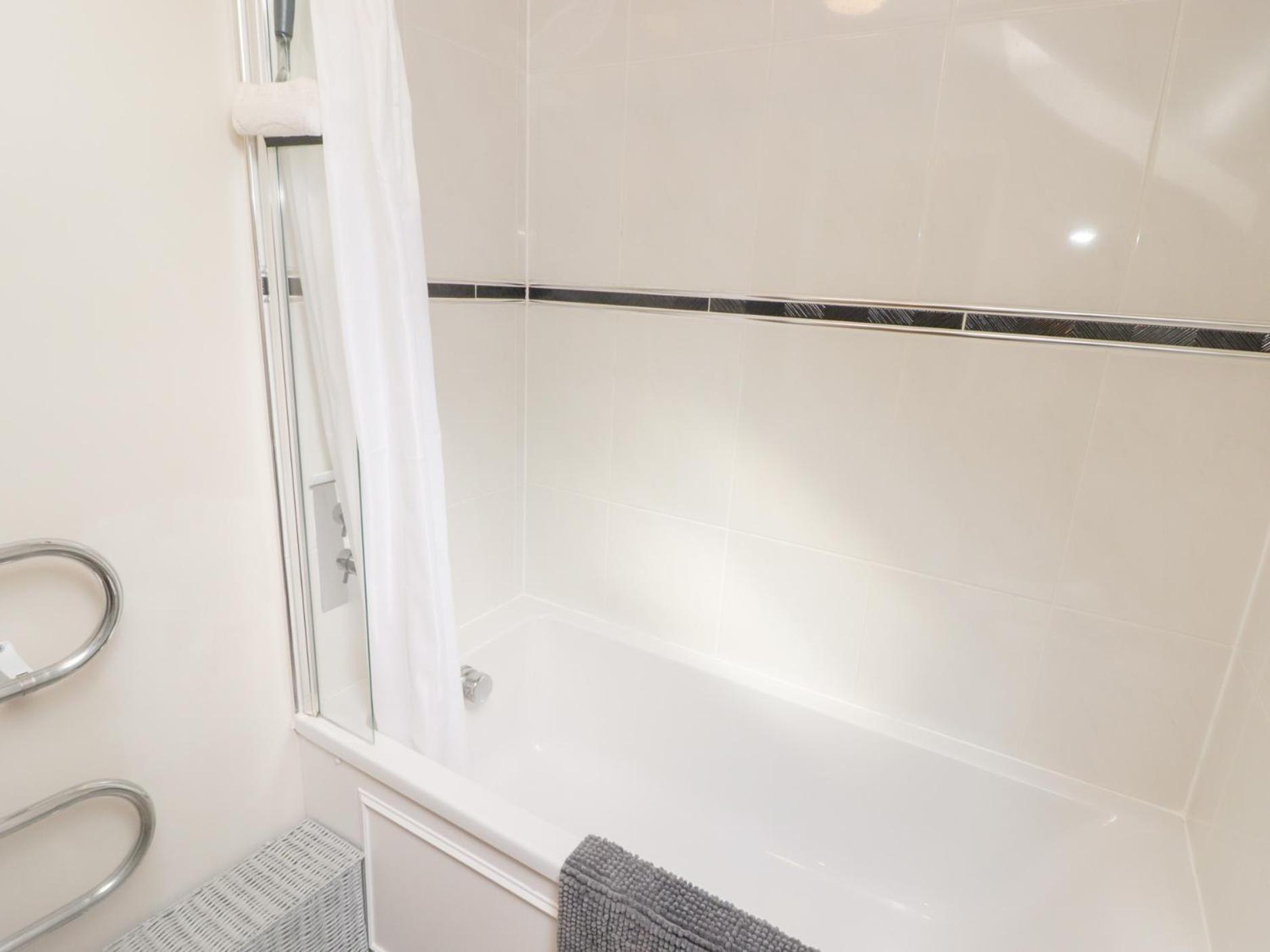 Daffodil Apartment Tenby Esterno foto